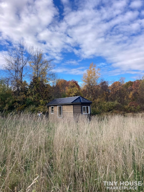 Cedar Tiny House/Studio Cabin - Image 4 Thumbnail