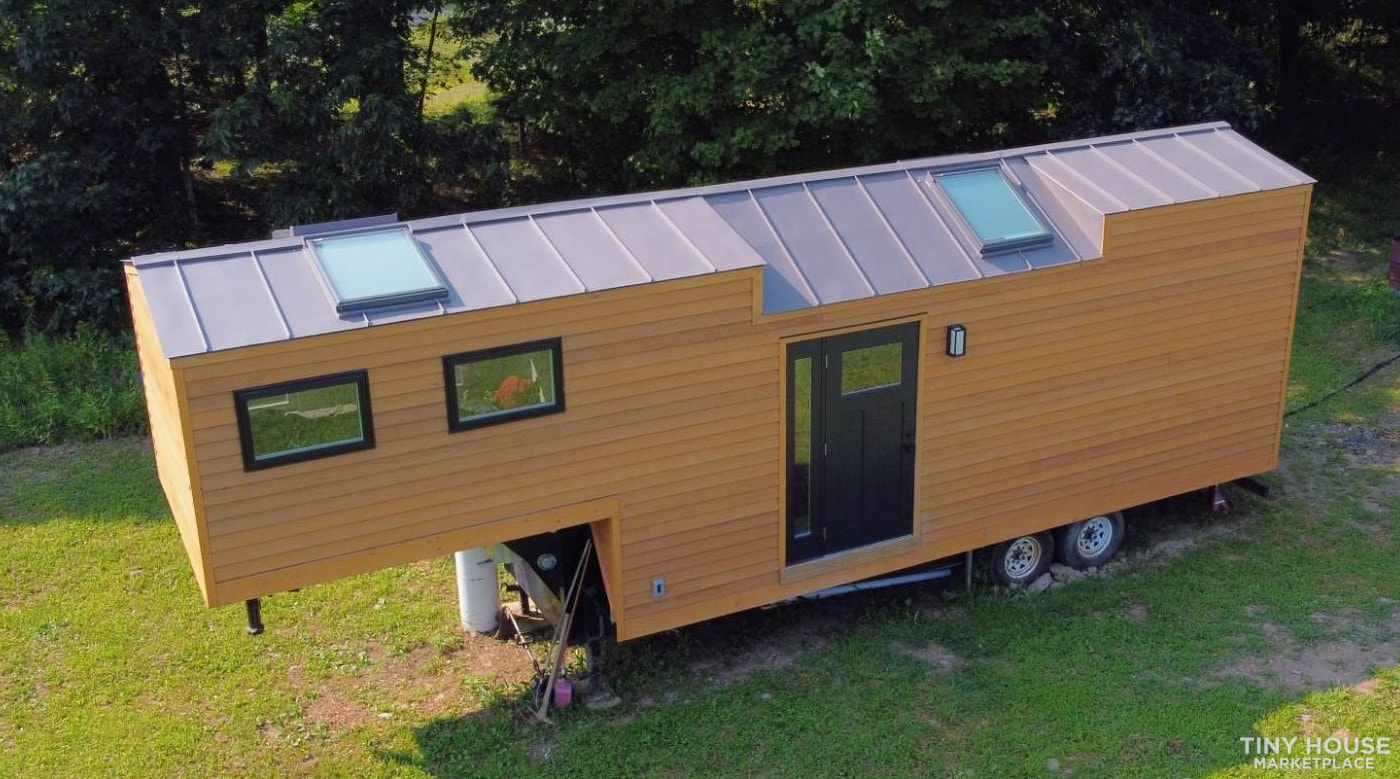 Certified 300 sq/ft THOW 