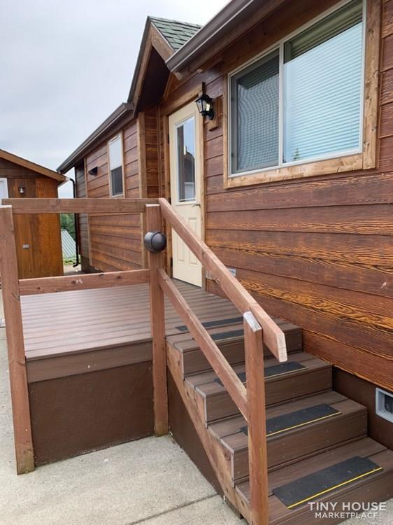Charming 2016 Cedar Ridge Park Model located in Elma, WA Can be moved!  - Image 1 Thumbnail