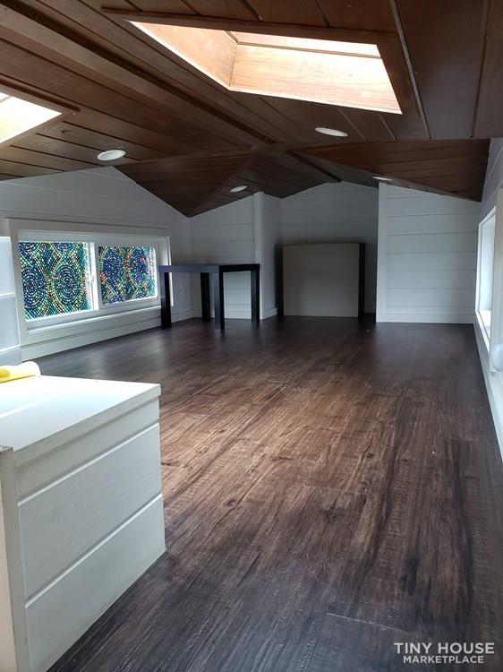 Charming 26 ft. Tiny house - Image 4 Thumbnail