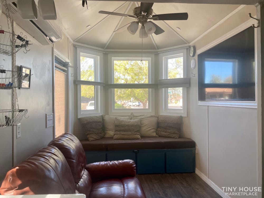 Charming Custom tiny house on trailer  - Image 4 Thumbnail