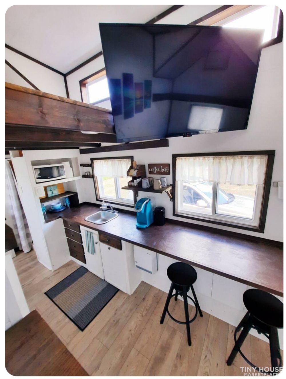 Charming Fully Equipped 24ft Tiny House, Off-Grid Ready - $26,000 USD - Image 3 Thumbnail