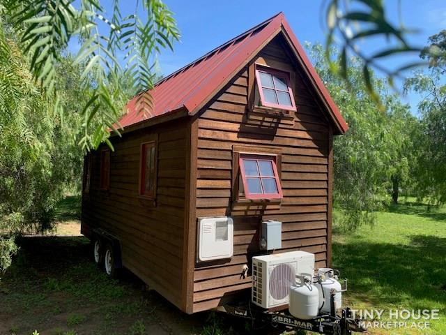 Charming Rustic Home - Image 3 Thumbnail