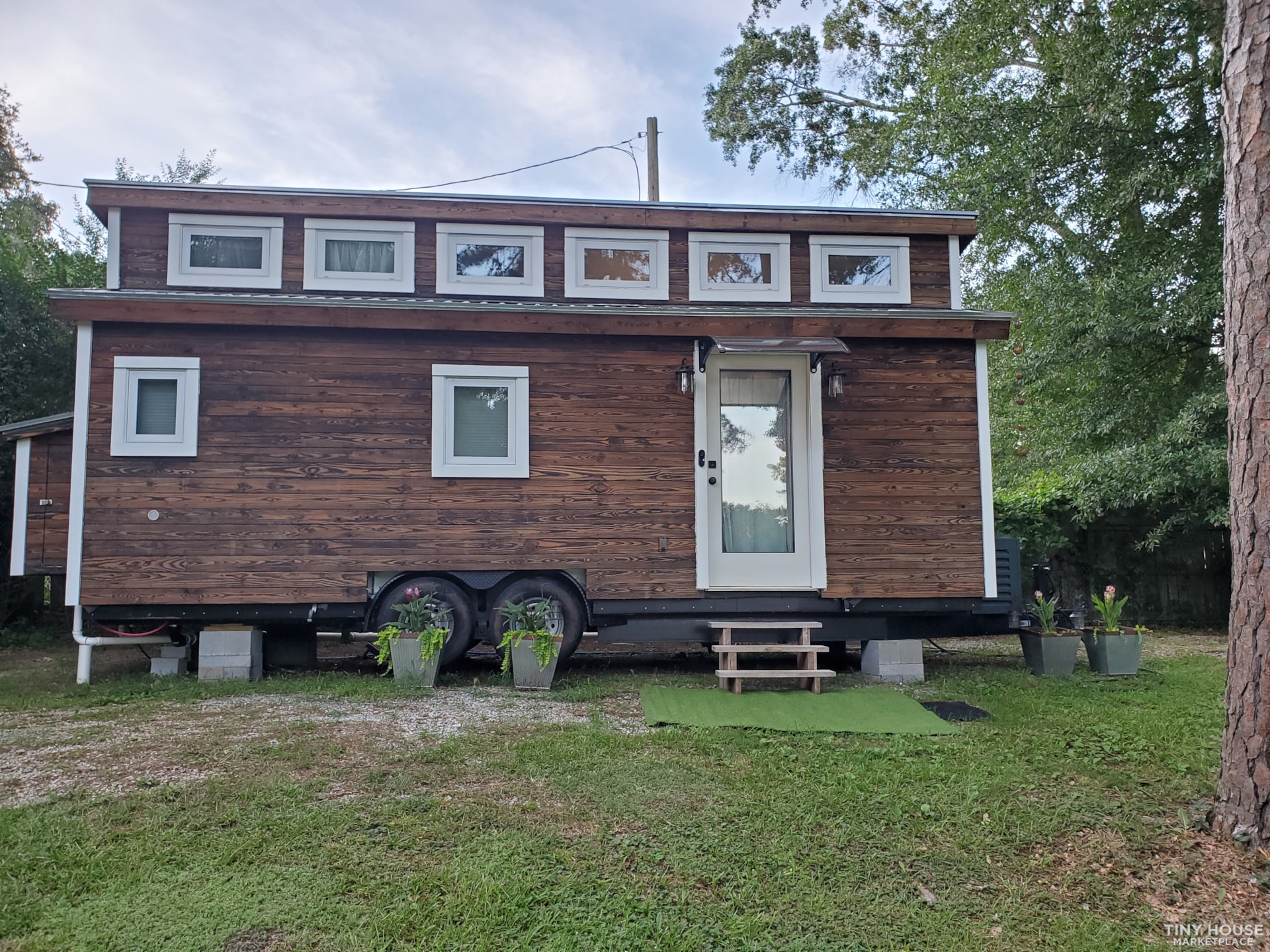 Charming Tiny House for Sale