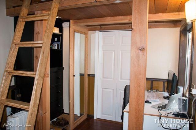 Charming Tiny House on Wheels - Image 4 Thumbnail