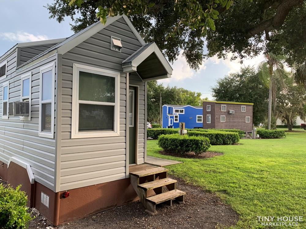 Charming Tiny House On Wheels THOW - Image 1 Thumbnail