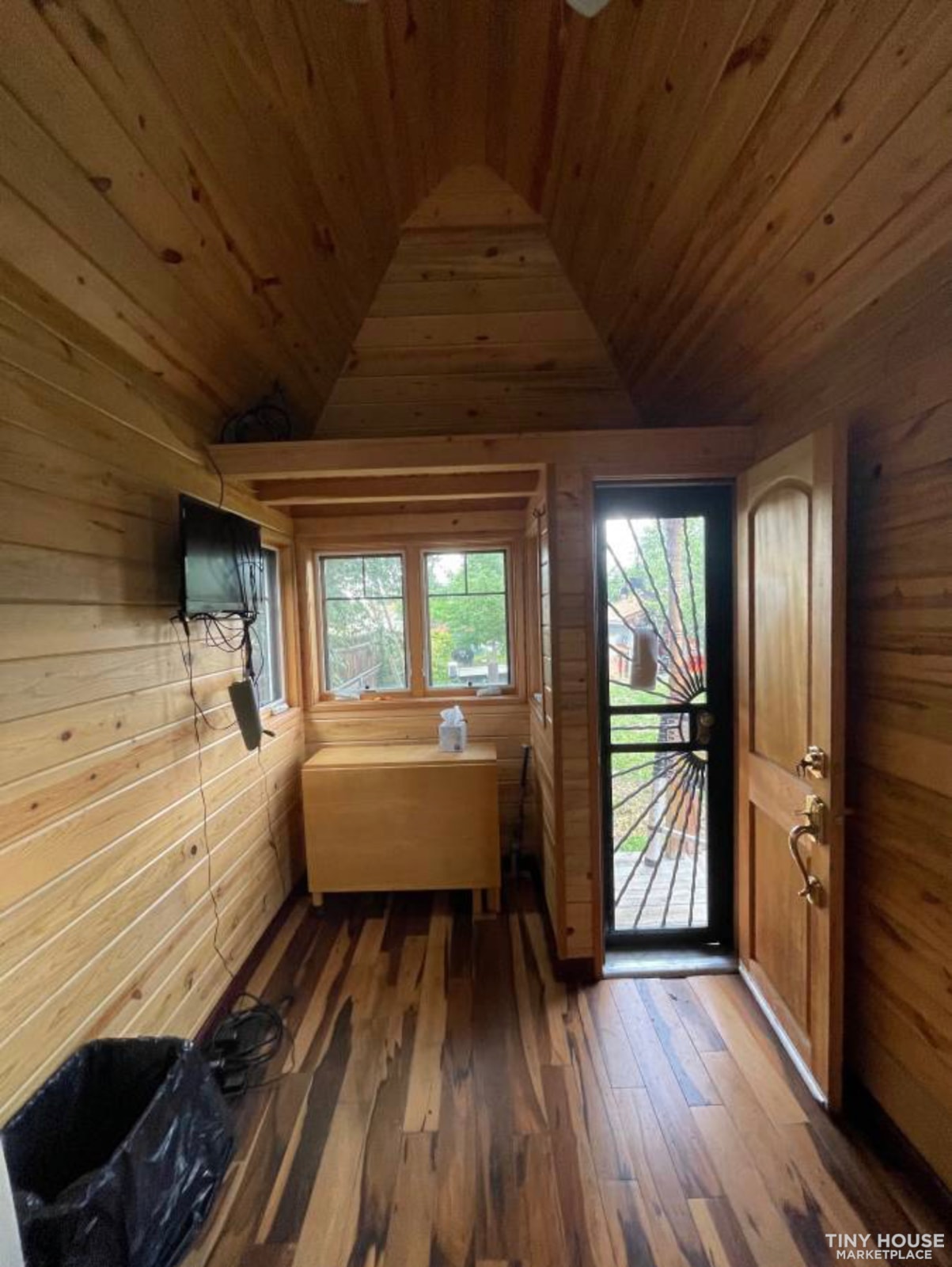 Classic American Cabin on wheels for Sale - $48000 (Aurora) - Image 3 Thumbnail