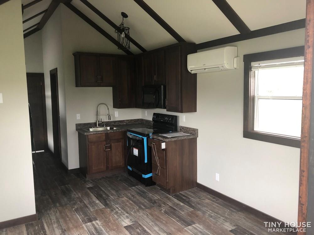 Clayton Tiny Home/ Cypress Model  - Image 3 Thumbnail