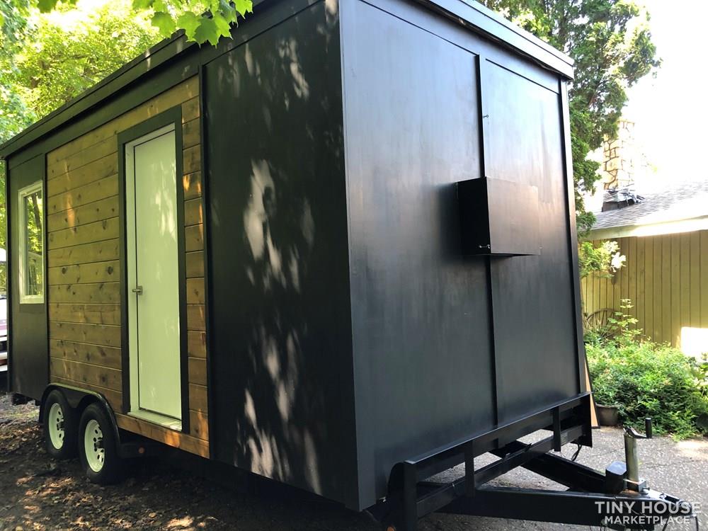 Clean, Simple, Rustic Tiny Studio/House - Image 2 Thumbnail