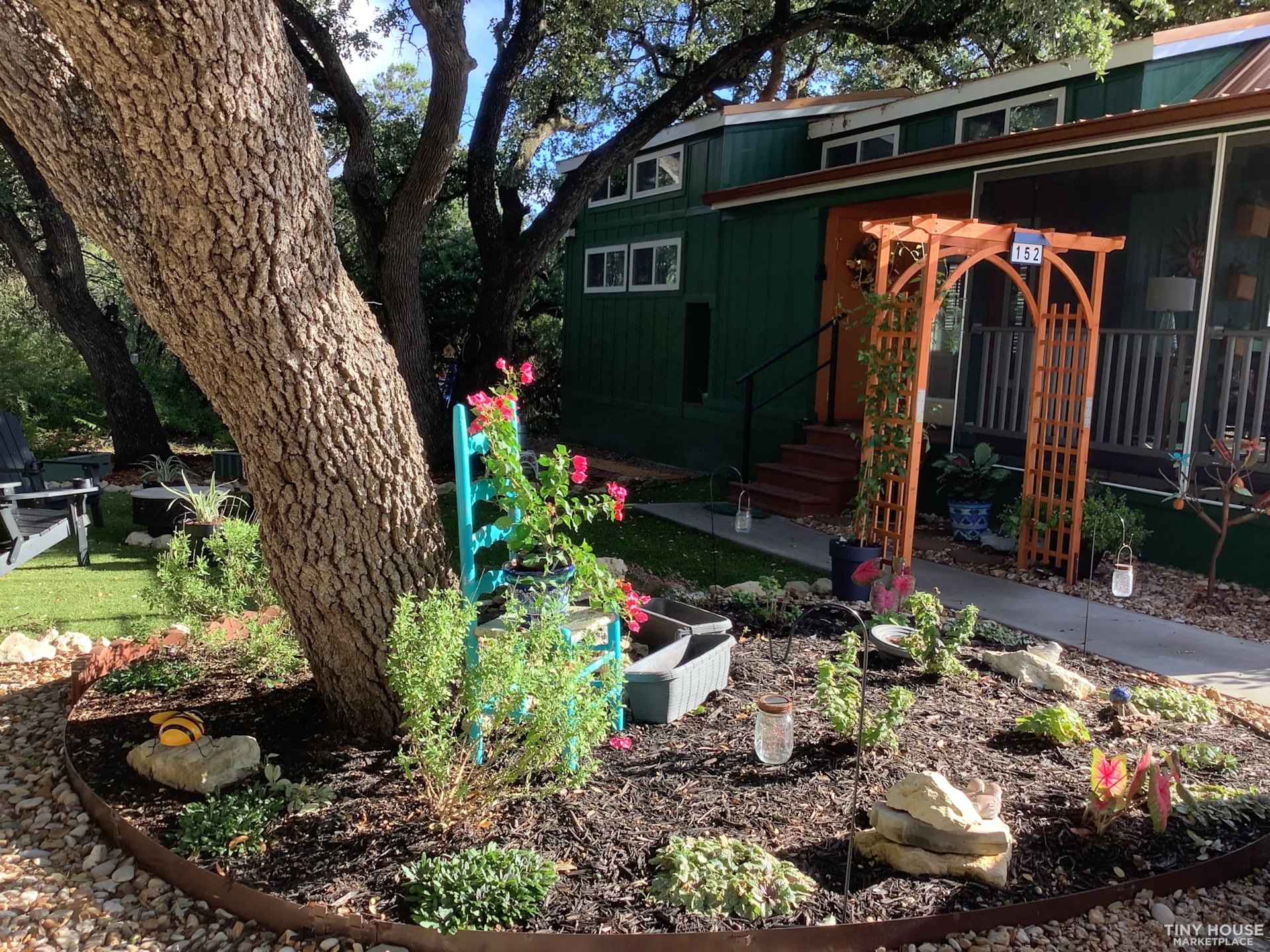 Come Home to a Tiny Home in the Country! - Image 2 Thumbnail