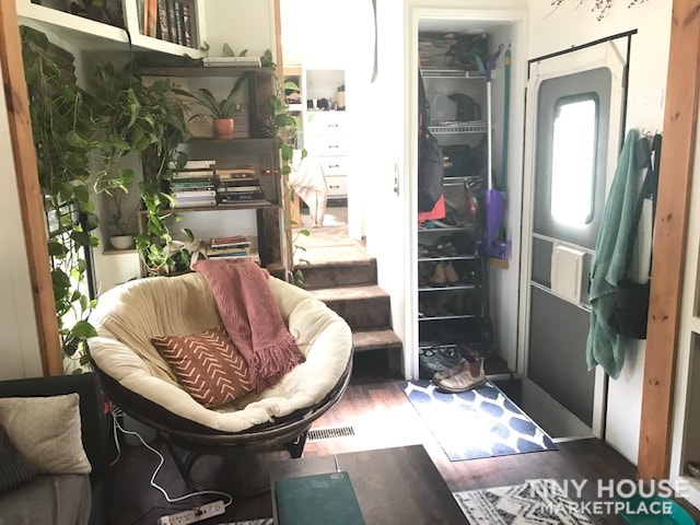 Comfy, Semi Off-Grid RV Tiny House - Image 3 Thumbnail