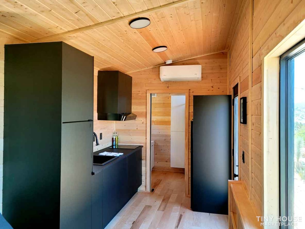 Scandinavian Tiny House by Cahill Works - Image 3 Thumbnail