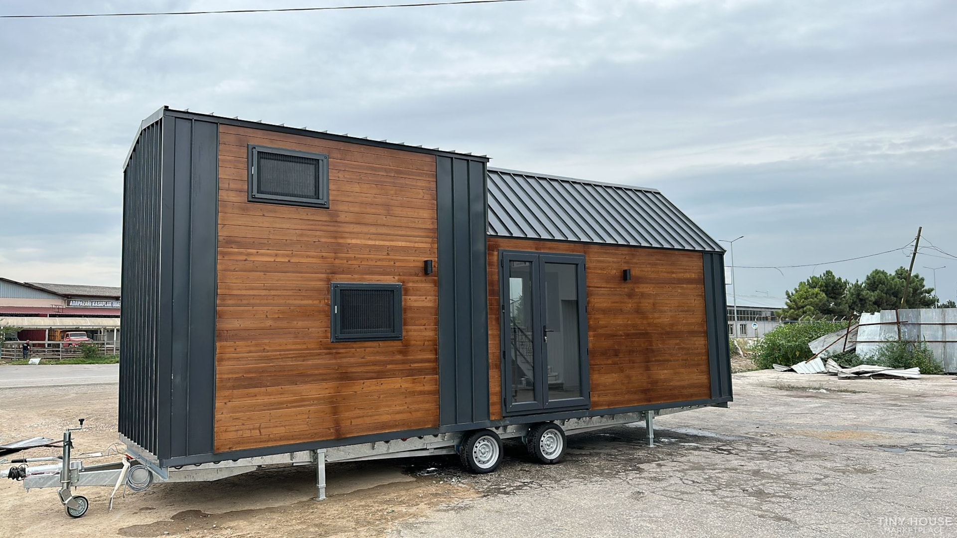 Compact Luxury : Modern Tiny House Living - Your Unique Escape