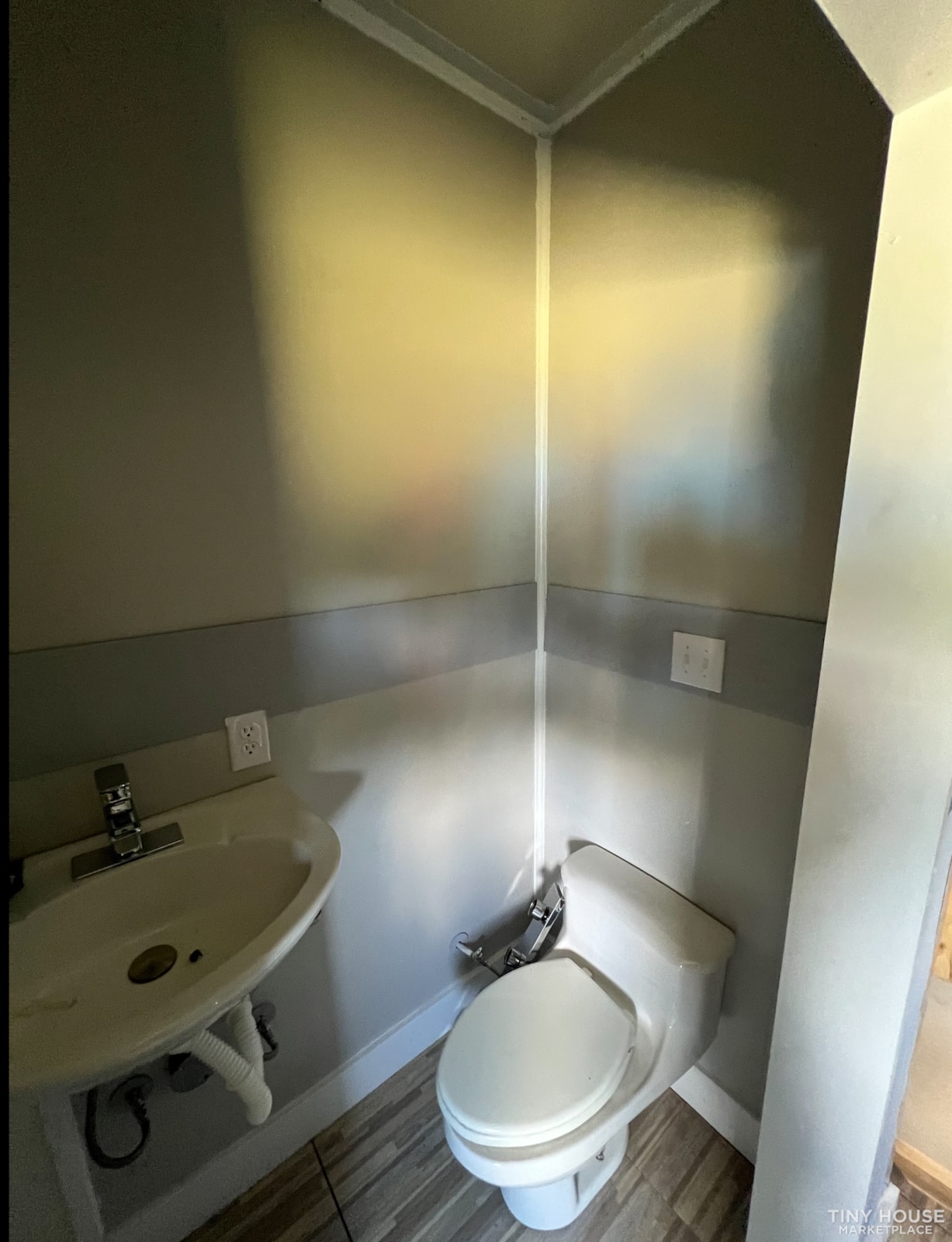 Container home - Image 4 Thumbnail