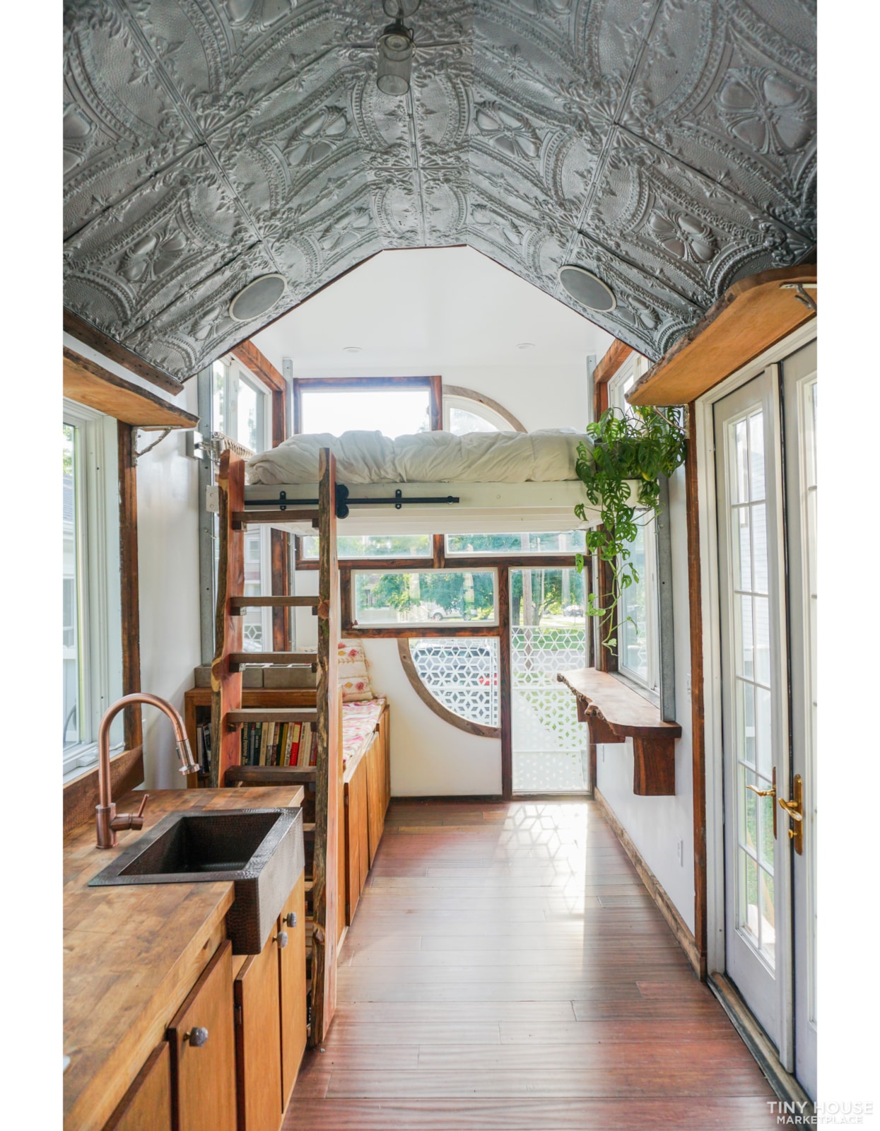 Contemporary Rustic Tiny House on Wheels, Off-grid Ready - Image 2 Thumbnail