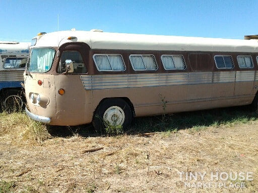 Converted 1947 Flxible Clipper Bus