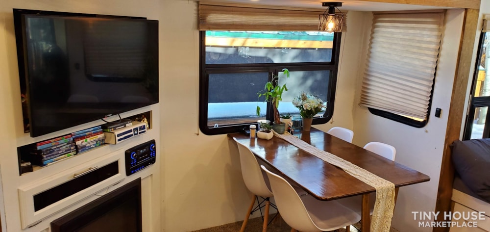 Converted 5th Wheel - Image 3 Thumbnail