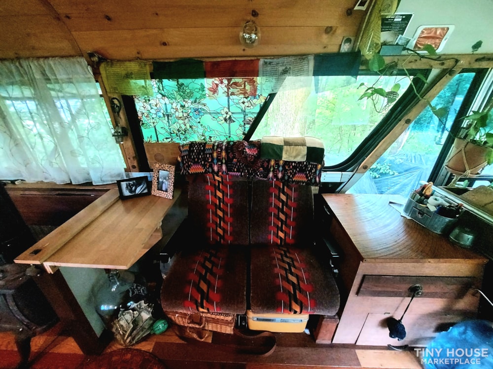 Converted MCI Bus Tiny House...Yes it runs and is mobile! - Image 4 Thumbnail
