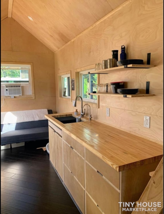 Cool Tech Tiny House on Wheels - Image 4 Thumbnail