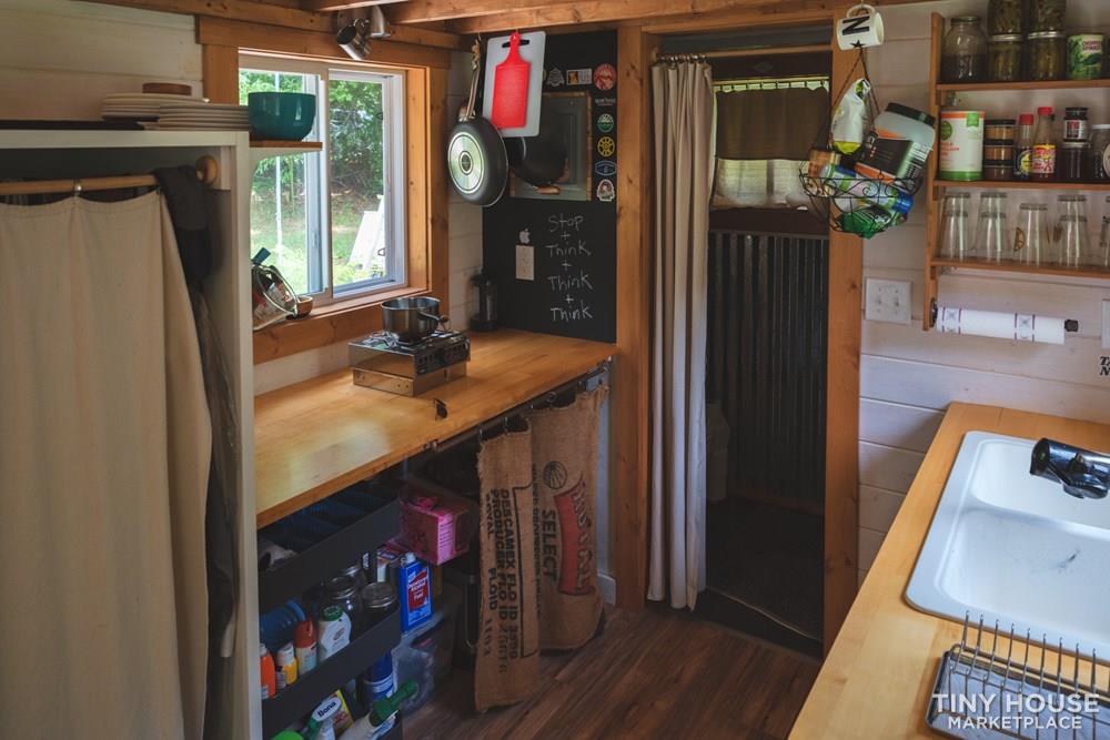 Cool Tiny House near Downtown Raleigh - Image 3 Thumbnail