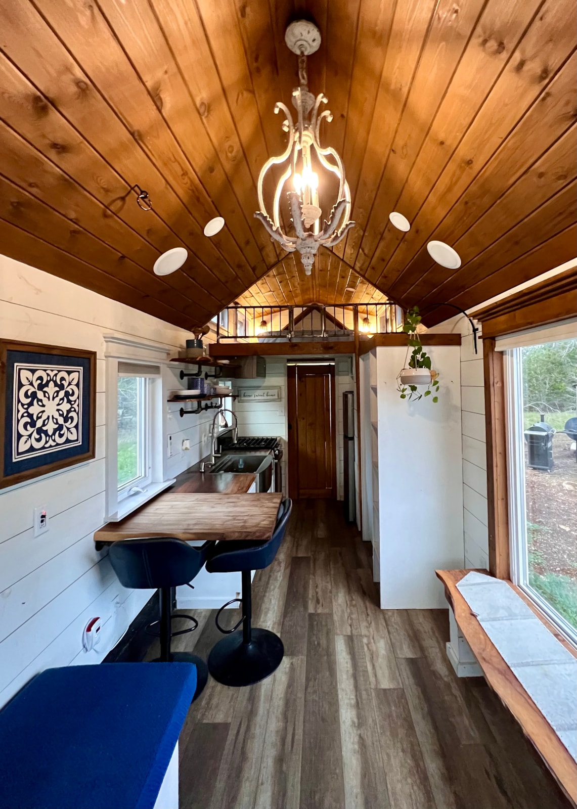 Country-Style Tiny Home on Wheels - Image 2 Thumbnail