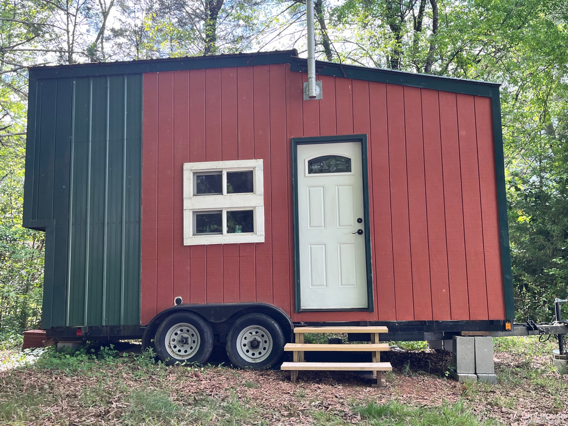 Cozy, Adorable, Rustic Mobile Tiny House for Sale in NC