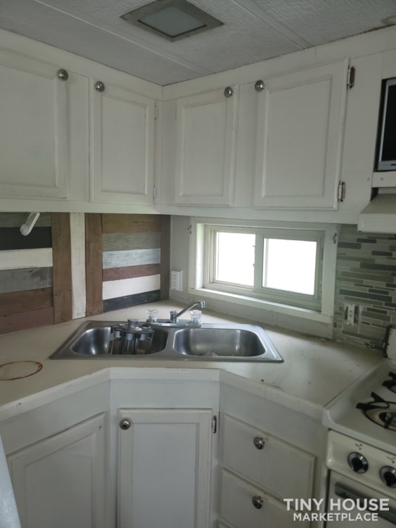 Cozy Cottage Manufactured Home  - Image 2 Thumbnail