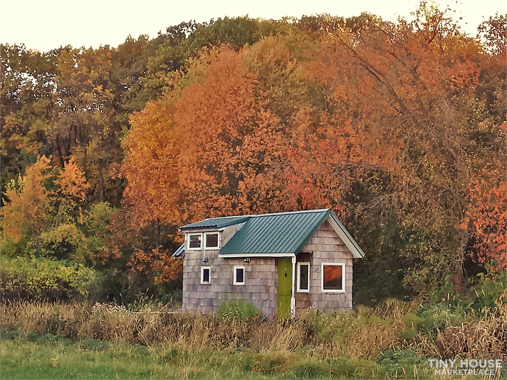 PRICE REDUCED Cozy Custom Tiny House Perfect for Artists, Farmers and Chefs