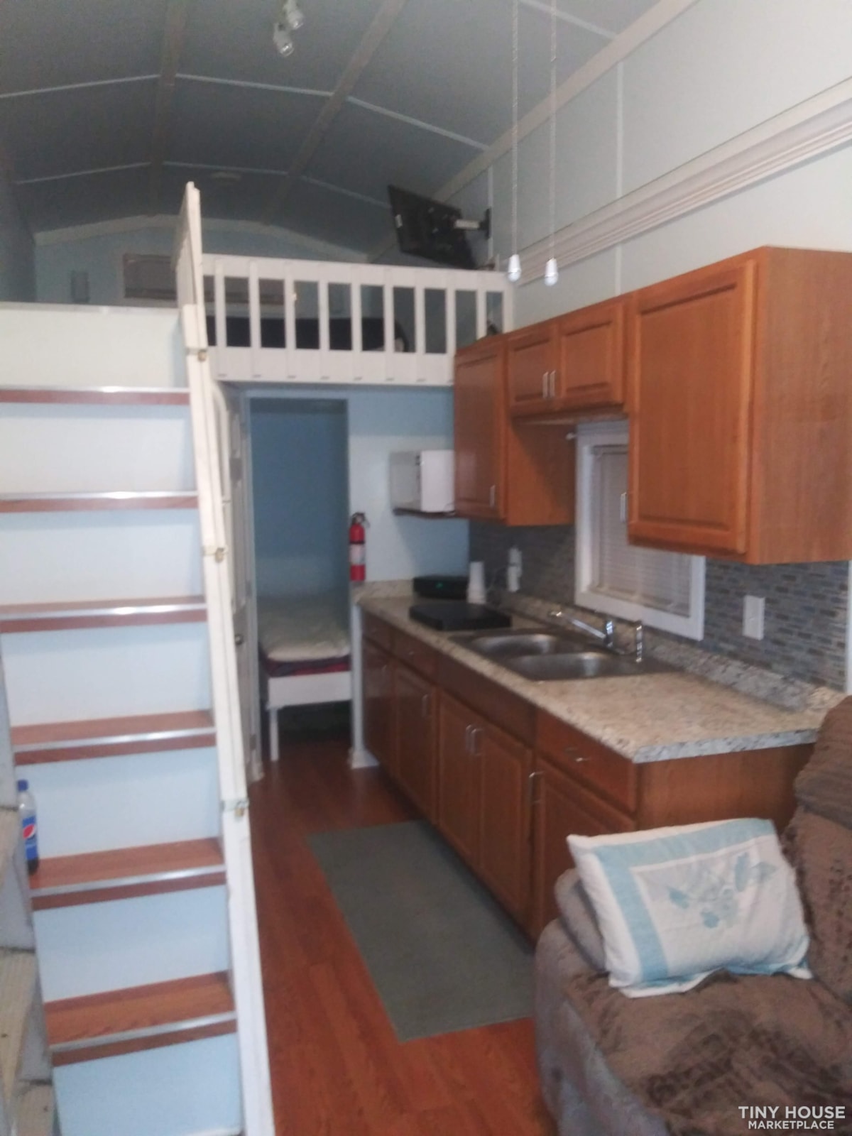 Cozy fully furnished tiny house for sale - Image 4 Thumbnail