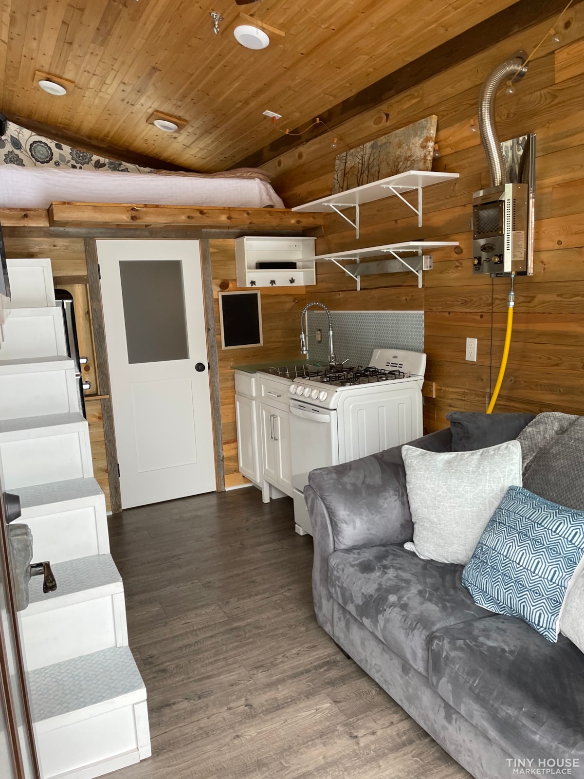 Cozy Montana Tiny House  - Image 2 Thumbnail