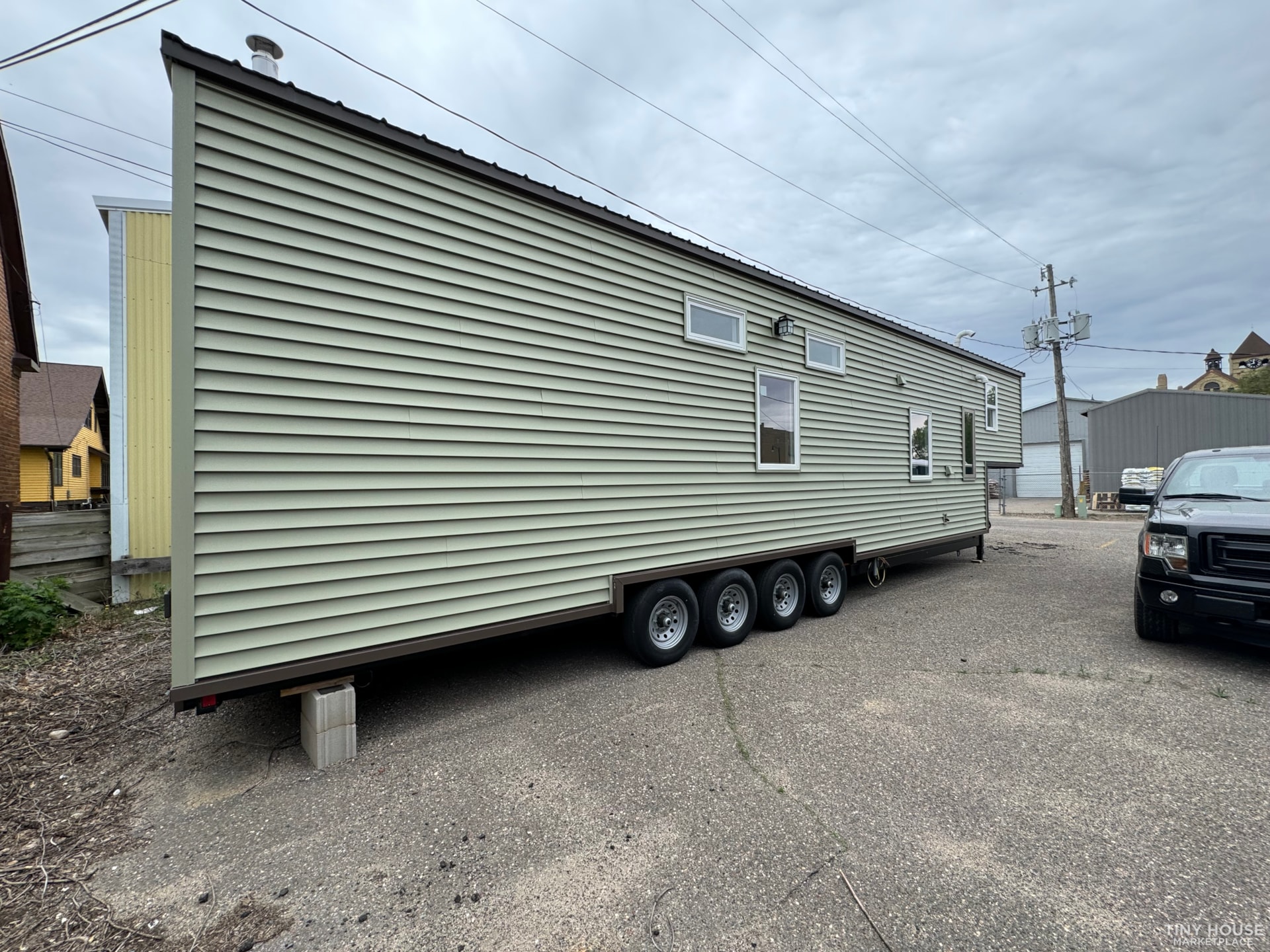 COZY TINY HOME!!! - Image 2 Thumbnail