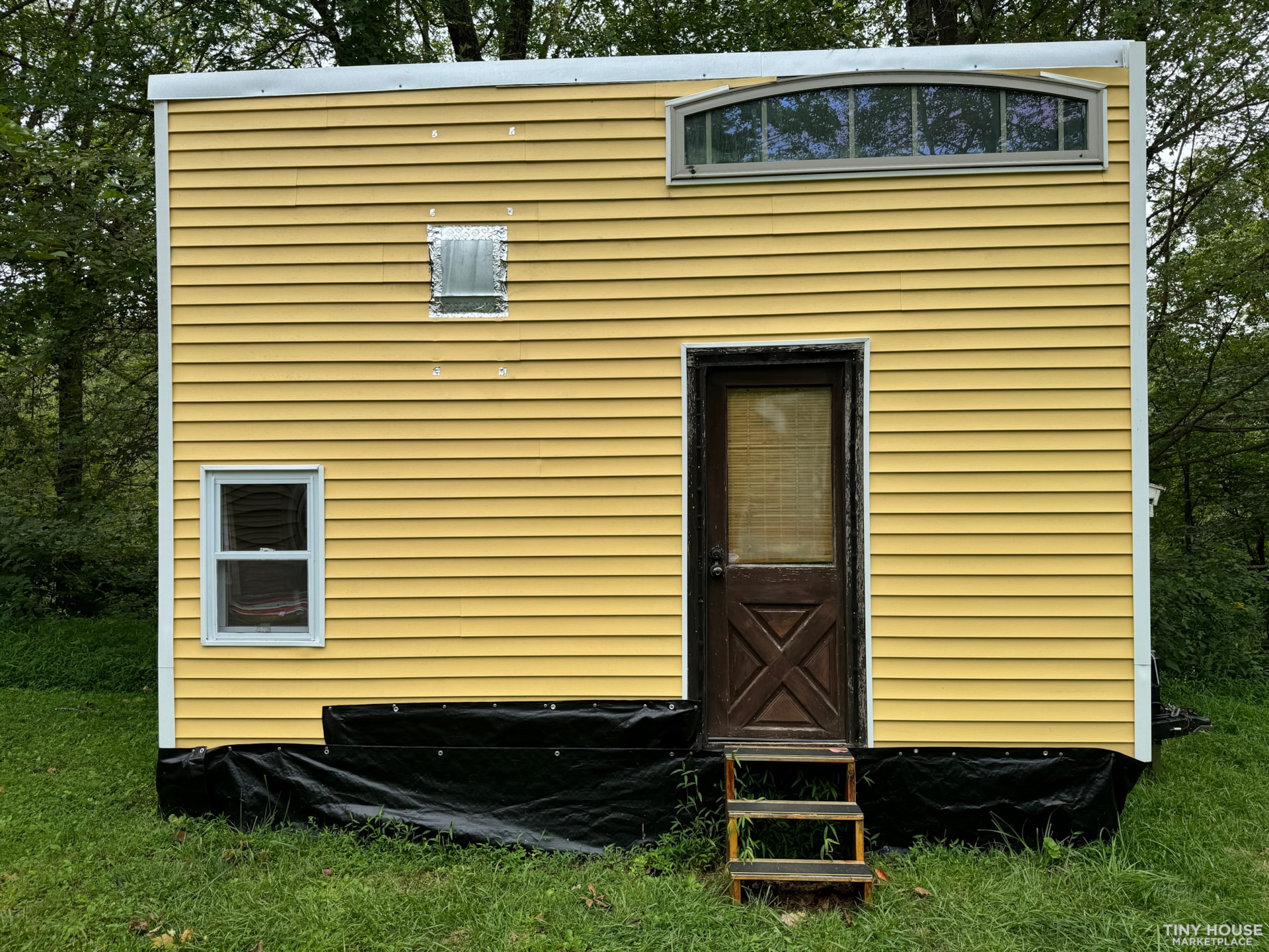 Cozy Yellow Rustic THOW  - Image 1 Thumbnail