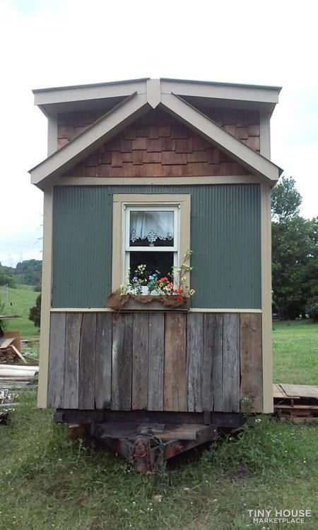 CRAFTSMAN STYLE TINY HOME - Image 3 Thumbnail