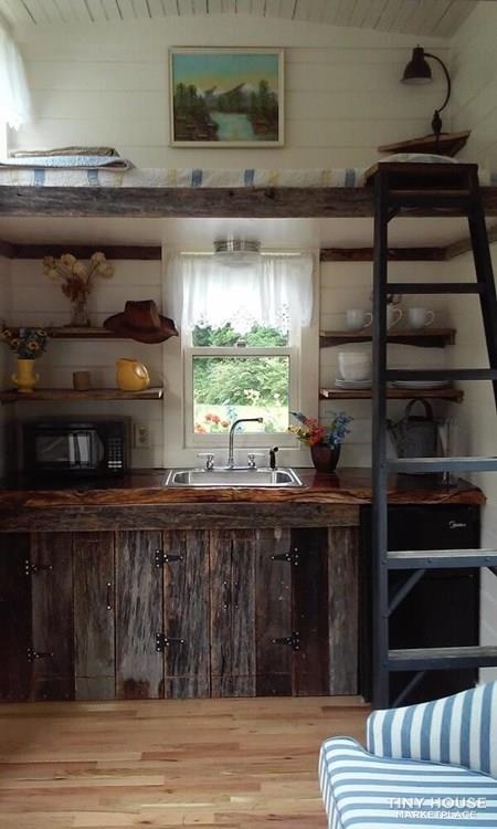 CRAFTSMAN STYLE TINY HOME - Image 4 Thumbnail