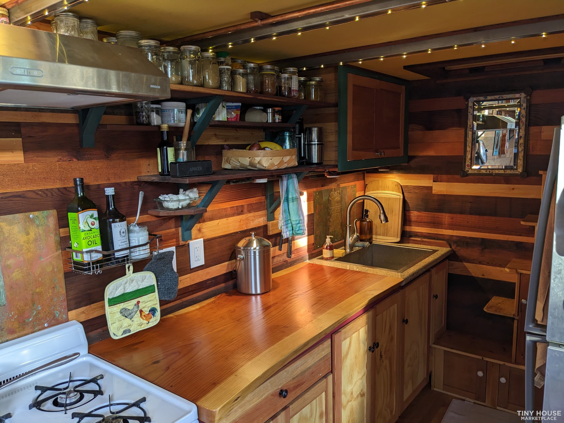 Craftsman Tiny House- Eco-friendly/Non-Toxic - Image 3 Thumbnail