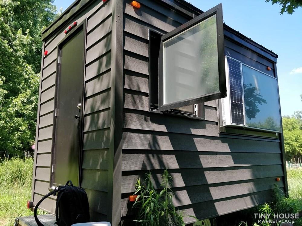 Rare Opportunity - Luxury Winterized Tiny House for Urgent Sale – $30,000 CAD - Image 3 Thumbnail