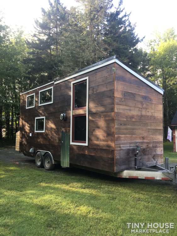 Custom 24' tiny house on wheels - SOLD - Image 2 Thumbnail