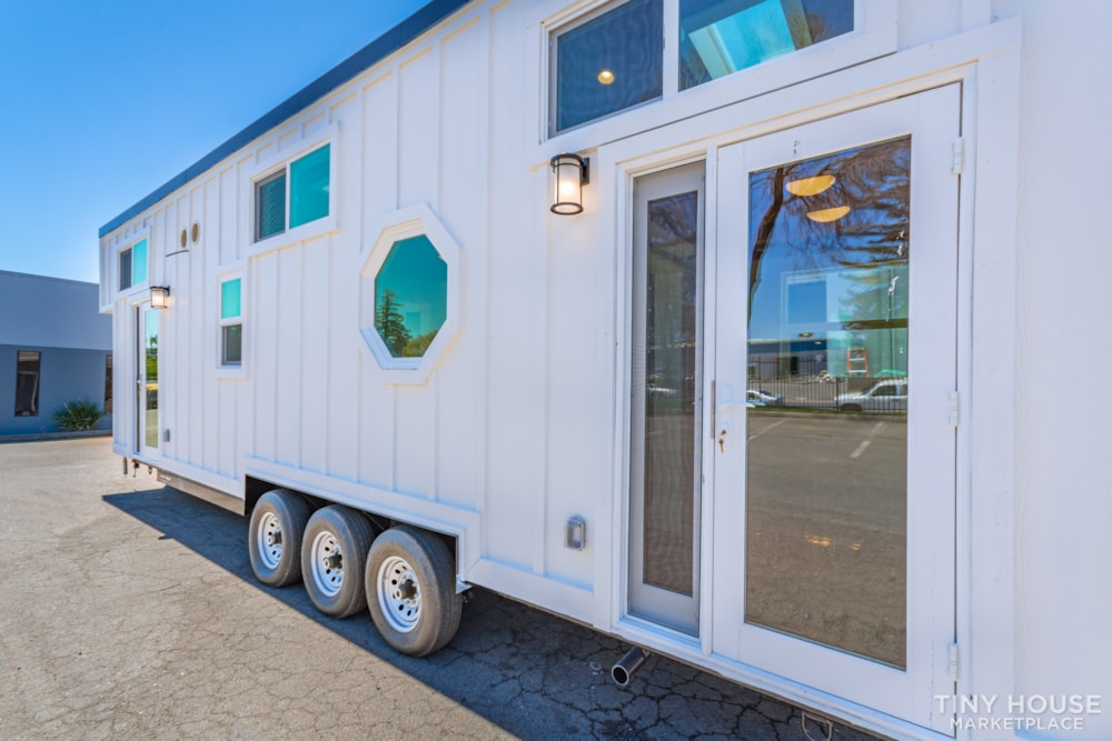 Custom 3 Bedroom 8.5' x 32' Tiny Home On Wheels - Image 2 Thumbnail