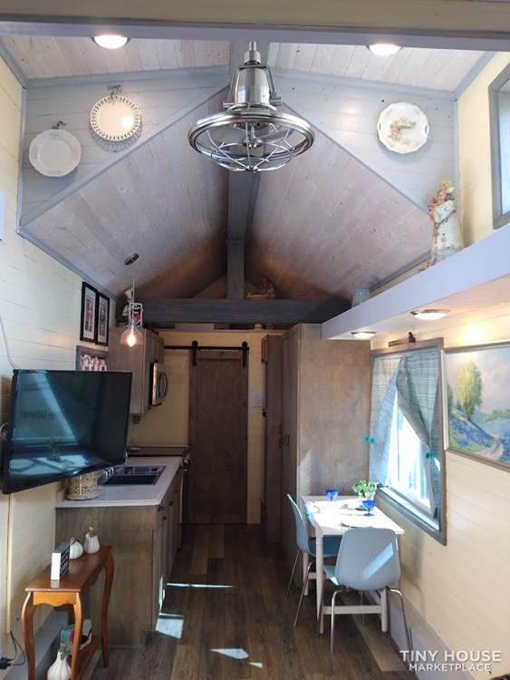 Tiny home for you? Easy upkeep rental? Vacation home?  You decide!  - Image 2 Thumbnail