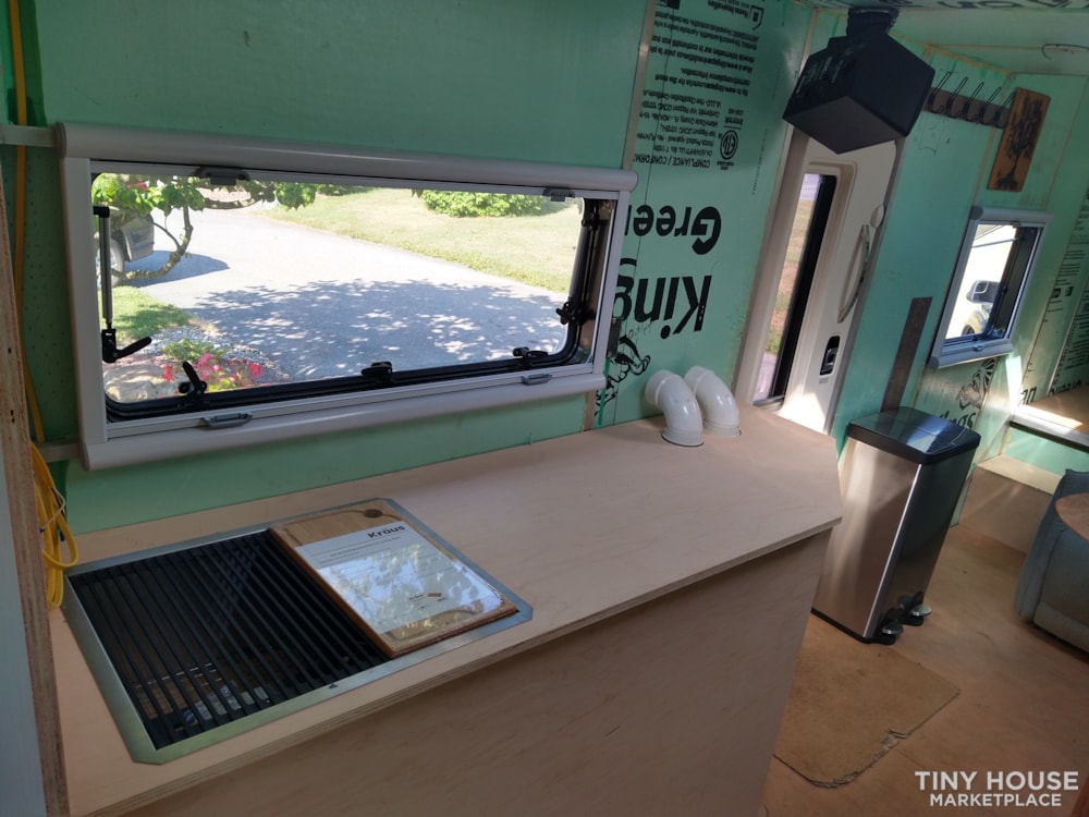 Custom 4 Seasons tiny house. - Image 4 Thumbnail