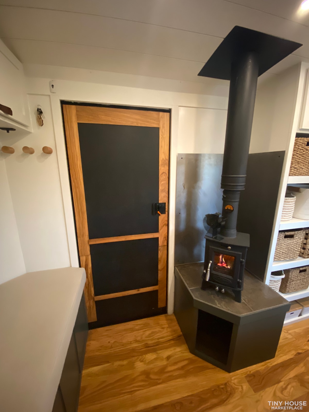 Custom Beautiful 7'x16' Tiny Space - Image 2 Thumbnail