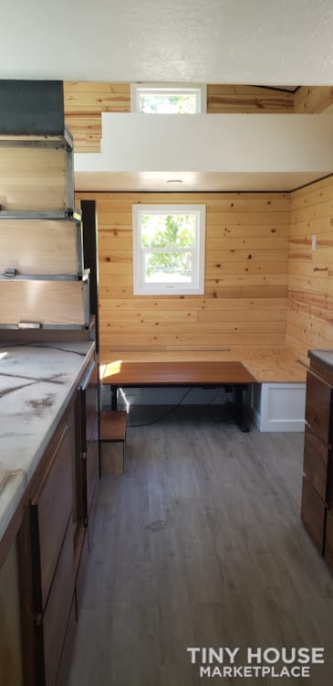 Custom Built 20 Ft with 2 lofts - Image 4 Thumbnail