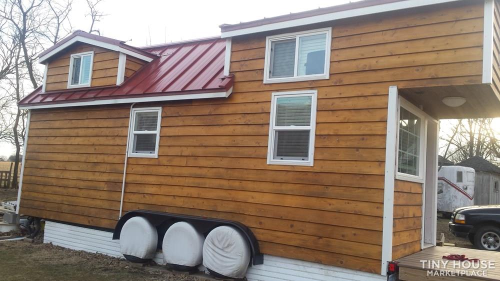 Custom Built 24' Tiny House - Appliances furnished - Image 2 Thumbnail
