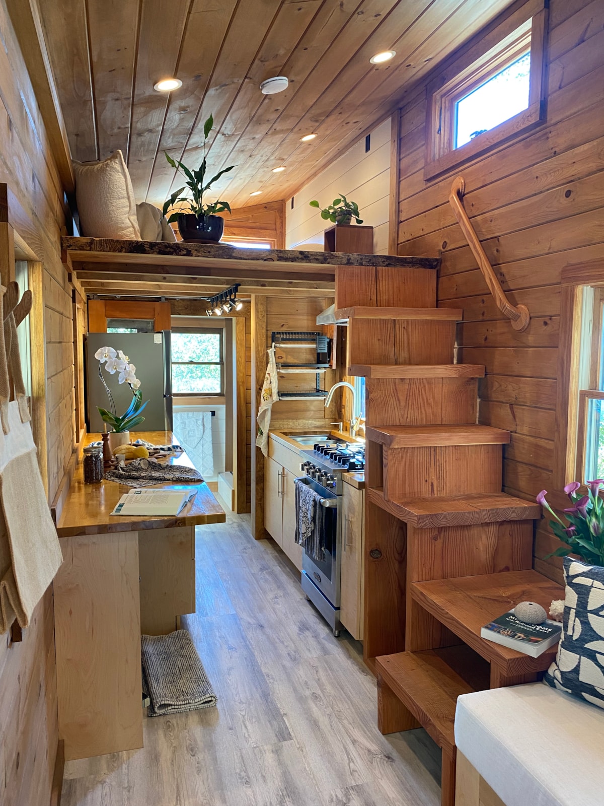 Custom Built 24ft Tiny House on Wheels - Image 2 Thumbnail