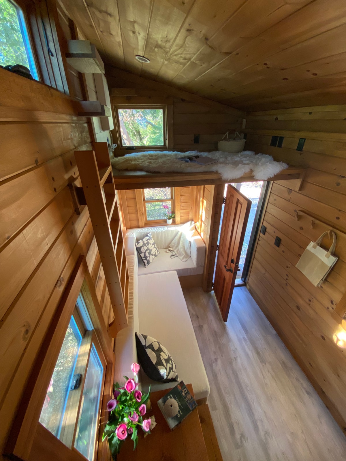 Custom Built 24ft Tiny House on Wheels - Image 4 Thumbnail