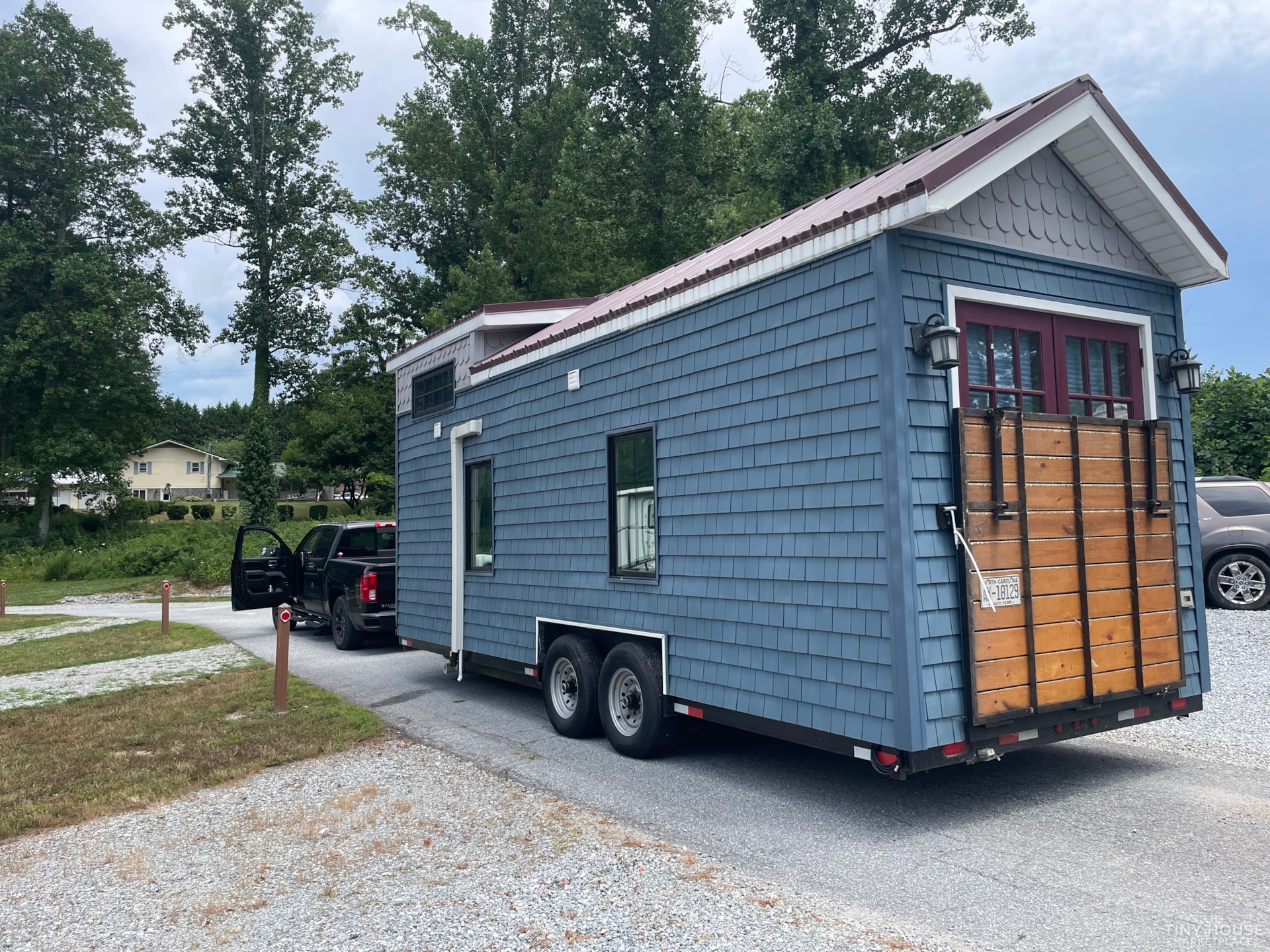 Custom built  cozy Tiny House  - Image 1 Thumbnail