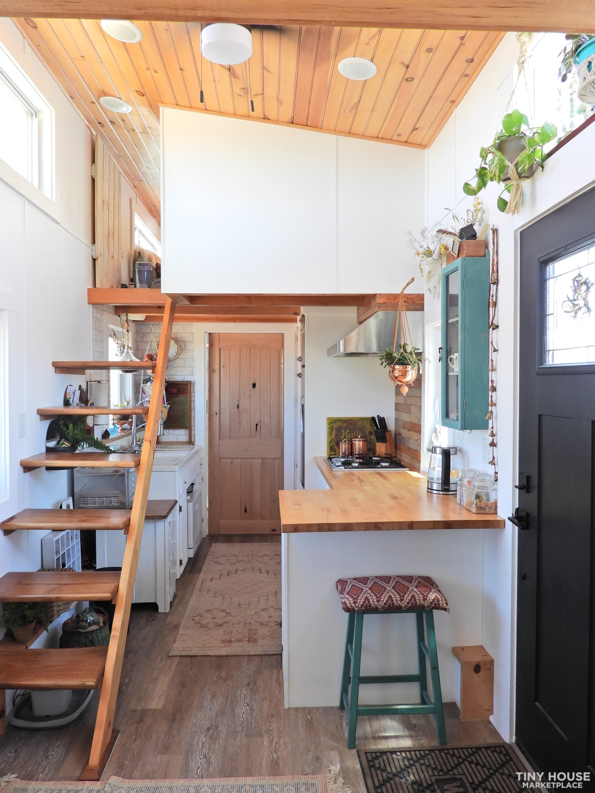 Custom built home on 15 acres in SW Colorado! - Image 2 Thumbnail