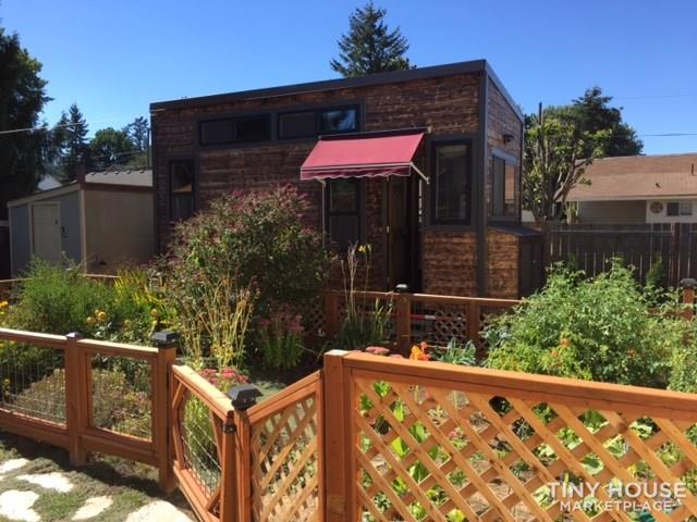 Custom Built *Non-Toxic Loft Style Tiny  20’ x 8’6”  - Image 2 Thumbnail