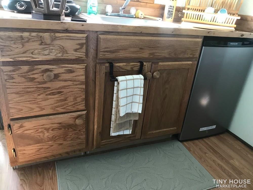 Custom built tiny home - Image 3 Thumbnail