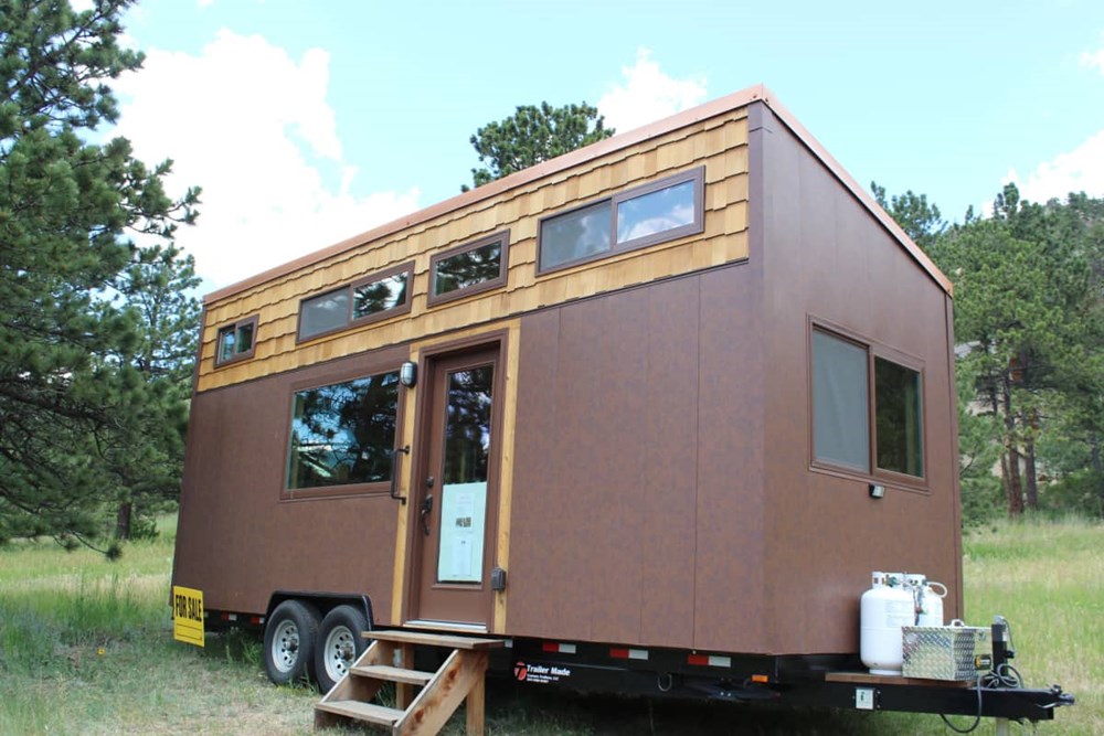 Custom Built Tiny House - Image 1 Thumbnail